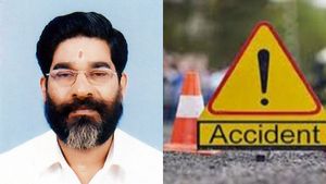 കതിരൂരില്‍ നിയന്ത്രണം വിട്ട കാറിടിച്ച് വഴിയാത്രക്കാരനായ മാധ്യമപ്രവര്‍ത്തകന്‍ മരിച്ചു