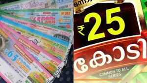  തിരുവോണം ബംബർ; പാലക്കാട് ടിക്കറ്റിന് കൂട്ടയിടി, റെക്കോഡ് വിൽപന