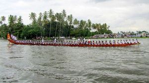 ആറന്മുള ഉത്രട്ടാതി വളളംകളിക്കിടെ 3 പള്ളിയോടങ്ങള്‍ മറിഞ്ഞു; അപകടം  ഹീറ്റ്സ് മത്സരത്തിനിടെ