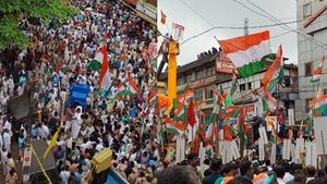 പുതുപ്പള്ളിയിൽ  ‌48 മണിക്കൂർ നിരോധനാജ്ഞ; റാലികൾക്കും പ്രകടനങ്ങൾക്കും വിലക്ക്; വിശദവിവരം 