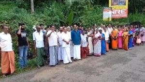 ഉരുള്‍പൊട്ടല്‍ ഭീഷണിയുയര്‍ത്തി കൂവക്കര മലയിലെ ക്വാറി, ആക്ഷന്‍ കമ്മിറ്റി സമരം ശക്തമാക്കി