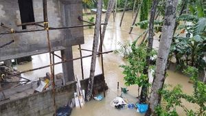 തിരുവനന്തപുരത്ത് വെള്ളക്കെട്ട്; രക്ഷാപ്രവര്‍ത്തനത്തിന് 'കേരളത്തിന്റെ സൈന്യമിറങ്ങി'