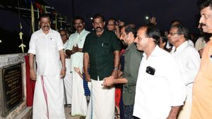 ചൊറുക്കള-നെടുമുണ്ട റോഡ് നവീകരണ പ്രവൃത്തി ഉദ്ഘാടനം ചെയ്ത് എംവി ഗോവിന്ദന്‍
