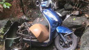കോഴിക്കോട് കക്കാടംപൊയിലില്‍ സ്‌ക്കൂട്ടര്‍ താഴ്ചയിലേക്ക് മറിഞ്ഞ് 2 വിദ്യാർത്ഥികള്‍ മരിച്ചു: ഒരാള്‍ക്ക് പരിക്ക്