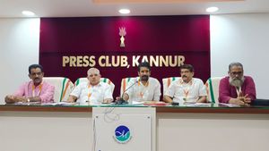 കേരള രാഷ്ട്രീയത്തിലേക്ക് ഒരു പാര്‍ട്ടി കൂടി; പേര് - ജനം രാഷ്ട്രീയ പാര്‍ട്ടി