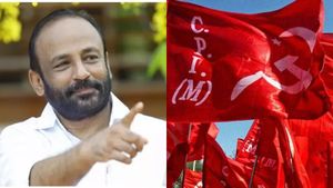 എവി ഗോപിനാഥ് സിപിഎമ്മിലേക്ക്?;  എകെ ബാലനുമായി കൂടിക്കാഴ്ച്ച നടത്തി, നവകേരള സദസിലും പങ്കെടുത്തേക്കും