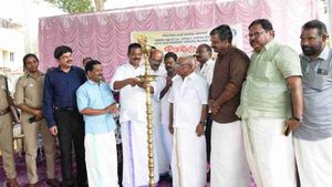 ശബരിമല: നിലയ്ക്കല്‍ കേന്ദ്രീകരിച്ച് എല്ലാ സൗകര്യങ്ങളും കൂടിയ ആശുപത്രി നിര്‍മിക്കും