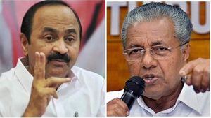 മുഖ്യമന്ത്രിയും മന്ത്രിമാരും നവകേരള സദസിനായി സെക്രട്ടറിയേറ്റ് പൂട്ടി ഊരു ചുറ്റുന്നു: വിഡി സതീശന്‍