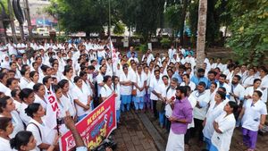 കണ്ണൂരിൽ പോലീസിനെതിരെ സിപിഎം നേതാക്കളും എംഎൽഎയും; ഡിജിപിക്ക് പരാതി നൽകി