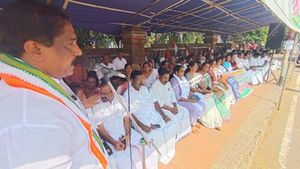 തദ്ദേശഭരണം തകര്‍ക്കുന്ന സര്‍ക്കാരിനെതിരെ ബഹുജന പ്രക്ഷോഭം നടത്തും:മാര്‍ട്ടിന്‍ ജോര്‍ജ്ജ്