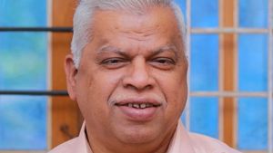 കണ്ണൂരില്‍ എം.വി ജയരാജന്‍ തെരഞ്ഞെടുപ്പ് പ്രചാരണമാരംഭിച്ചു:  സുധാകരനെതിരെ വിമര്‍ശനം