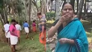  സ്വന്തം പറമ്പിൽ നിന്നും തേങ്ങ പറിക്കാൻ അനുവദിക്കുന്നില്ല'; ഊരുവിലക്ക് പരാതിയിൽ സിപിഎം നേതാക്കൾക്കെതിരെ കേസ്