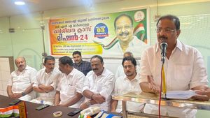 'കോണ്‍ഗ്രസ് അടിമുടി മാറണം'; കണ്ണൂരില്‍ സുധാകരന്റെ നേതൃത്വത്തില്‍ തിരഞ്ഞെടുപ്പ് പ്രചരണം തുടങ്ങി