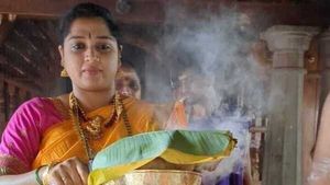കൊല്ലൂര്‍ ശ്രീമൂകാംബിക ക്ഷേത്രത്തില്‍ സിംഹ ധ്വജമുയര്‍ന്നു; മഹാരഥോത്സവം ഏപ്രില്‍ ഒന്നിന്