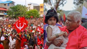 വയല്‍കിളി നേതാവ് സുരേഷ് കീഴാറ്റൂരിനെ വീട്ടിലെത്തി വോട്ടു തേടി എംവി ജയരാജന്‍