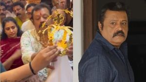  'ചെമ്പിൽ സ്വർണം പൂശിയതോ?';സ്വർണക്കിരീടം എത്ര പവനുണ്ട്? ഇടവക യോഗത്തിൽ കോൺഗ്രസ് കൗൺസിലർ