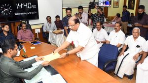 'തികഞ്ഞ വിജയപ്രതീക്ഷ'; കെ സുധാകരന്‍ നാമനിര്‍ദ്ദേശ പത്രിക സമര്‍പ്പിച്ചു