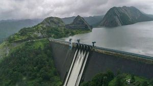 വേനല്‍മഴ എത്തിയതോടെ ഉഷാറായി ഇടുക്കി ജലവൈദ്യുത പദ്ധതി; ഇരട്ടിനേട്ടം, നാല് ദിവസം കൂടി മഴ