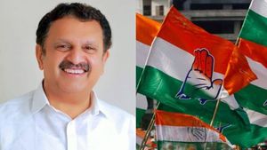 തോൽവി ഉറപ്പിച്ചോ? തൃശൂരിൽ വീഴ്‌ച ഉണ്ടായി, പത്മജയുടെ ആരോപണങ്ങൾ ഏറ്റെടുത്ത് കെ മുരളീധരൻ