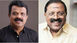 'രാജ്മോഹൻ ഉണ്ണിത്താൻ കണ്ടാമൃഗമാണെന്ന് സുധാകരൻ പറഞ്ഞു; കോൺഗ്രസിലെ രഹസ്യങ്ങൾ അയാൾക്കറിയാം';ബാലകൃഷ്ണൻ പെരിയ