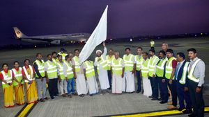 കണ്ണൂര്‍  അന്താരാഷ്ട്ര വിമാനത്താവളത്തില്‍നിന്നുള്ള ആദ്യ ഹജ്ജ് വിമാനം ഫളാഗ് ഓഫ് ചെയ്തു