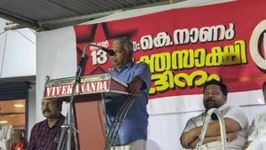 'സുരേഷ് ഗോപി നായനാരുടെ ഭാര്യയെ സന്ദർശിച്ചത് രാഷ്ട്രീയം കളിക്കാനാണ്'; എംവി ജയരാജൻ 