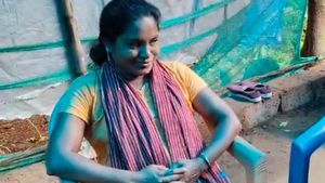 പാർശ്വവൽക്കരിക്കപ്പെട്ടവരുടെ ശബ്‌ദം കവിതയായി; ലിജിന കേരള സർവകലാശാല പാഠ്യപദ്ധതിയിലും