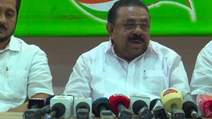 കണ്ണൂരിലെ സിപിഎമ്മിനെ നിയന്ത്രിക്കുന്നത് സ്വർണക്കടത്ത് ക്വട്ടേഷൻ സംഘങ്ങൾ; എംഎം ഹസൻ