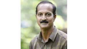 മലയാള സിനിമയിലെ തളിപ്പറമ്പിൻ്റെ ശബ്ദം വിട പറഞ്ഞു: പിവി വിശ്വനാഥന് കണ്ണീർ പ്രണാമം