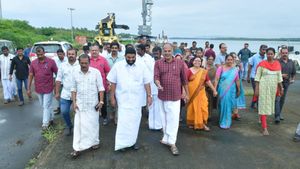 അഴീക്കൽ തുറമുഖം: ഗോഡൗൺ നിർമ്മാണത്തിനായി  അഞ്ചരകോടി രൂപയുടെ ഭരണാനുമതി 