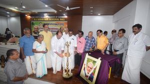 'കക്ഷി രാഷ്ട്രീയത്തിനതീതമായ ബന്ധങ്ങൾ സൂക്ഷിച്ച വ്യക്തി, അസാമാന്യ പ്രതിഭ'; വാജ്‌പേയിയെ കുറിച്ച് സികെ പത്മനാഭൻ