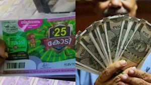 തിരുവോണം ബംബർ കാസർഗോഡേക്ക് പോകുമോ?; വിവിധ ജില്ലകളിൽ നിന്നും കൂട്ടത്തോടെ എത്തി ഏജന്റുമാർ