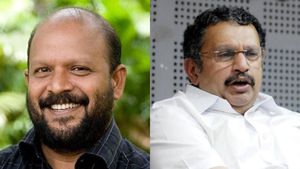 തൃശൂർ പൂരം കലക്കിയതിന് പിന്നിൽ രാഷ്ട്രീയ ലക്ഷ്യമെന്ന് സുനിൽകുമാർ; മുഖ്യമന്ത്രിക്ക് പങ്കുണ്ടെന്ന് മുരളീധരൻ    
