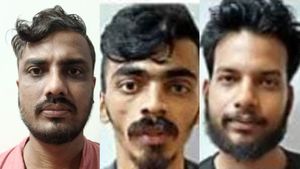 ബേക്കറി ഉടമയെ കാറില്‍ തട്ടികൊണ്ടുപോയി പണം കവര്‍ന്ന കേസ്; മൂന്ന് പേര്‍ റിമാന്‍ഡില്‍