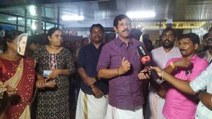 നവീന്‍ ബാബുവിന്റെ മരണം; പിപി ദിവ്യയെ പ്രതീകാത്മക അറസ്റ്റ് നടത്തി യുവമോർച്ച പ്രതിഷേധം
