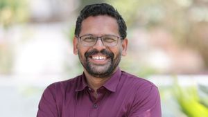 'പാലക്കാടിന്റെ ഹൃദയത്തുടിപ്പ് അറിയാൻ സ്റ്റെതസ്കോപ്പ് സഹായിക്കും..ചങ്കിടിപ്പും'; പി സരിൻ