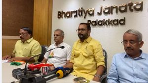 പാലക്കാട് കോൺഗ്രസിന് വീണ്ടും തിരിച്ചടി; മുതിർന്ന നേതാവ് പാർ‌ട്ടി വിട്ട് ബിജെപിയിൽ ചേർന്നു