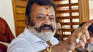 സുരേഷ് ഗോപി പുതിയ നീക്കത്തിന്: മാധ്യമപ്രവർത്തകയെ അപമാനിച്ച കേസിലെ കുറ്റപത്രം റദ്ദാക്കണം