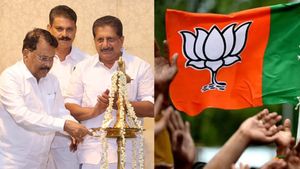 മുനമ്പം സുവര്‍ണാവസരമാക്കാന്‍ ബിജെപി; ശ്രീധരന്‍പിള്ള-മോന്‍സ് ജോസഫ് കൂടിക്കാഴ്ചയ്ക്ക് പിന്നില്‍?