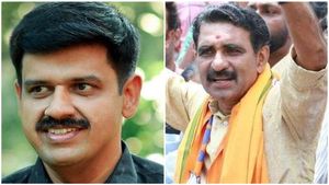 'എന്താ വാര്യരെ കോൺഗ്രസ്സിൽ പോയപ്പോൾ തലക്ക് വെളിവില്ലാതായോ, അടിമപ്പണിക്ക് ഞങ്ങളെ കിട്ടില്ല': ബി ​ഗോപാലകൃഷ്ണൻ