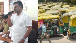 കണ്ണൂർ നഗരത്തിൽ സർവീസ് നടത്തുന്ന ഓട്ടോറിക്ഷകൾക്ക് പ്രീപെയ്‌ഡ്‌ നിരക്ക് നിശ്ചയിക്കാൻ തീരുമാനം 