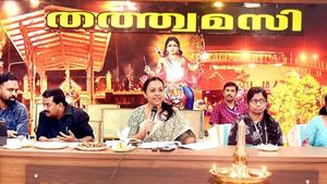 ശബരിമല: ആശുപത്രികളിൽ പ്രത്യേകം സംവിധാനം, ഭക്ഷണം കൈകാര്യം ചെയ്യുന്നവർക്ക് ഹെല്‍ത്ത് കാർഡ് നിർബന്ധം