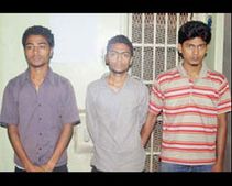 கோவையில் 3 பேர் கைது-தீவிரவாதிகளா?