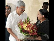 அதிமுக-சிபிஎம் சிக்கல்: திருப்பூர், மதுரையால் பிரச்சனை