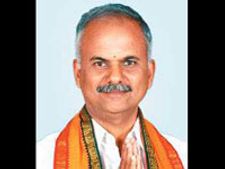 ஈரோட்டில் பாஜக சார்பில் என்.பி. பழனிச்சாமி போட்டி