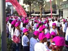 துபாயில் கேன்சர் விழிப்புணர்வு நடைப்பயண நிகழ்ச்சி