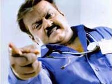 கோவையில் சொகுசு பஸ்கள் இயக்குவது யாருக்காக? விஜயகாந்த் கேள்வி