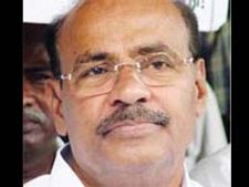 ராமதாஸ் காரை நிறுத்தி சோதனை: பாமகவினர் போராட்டம்