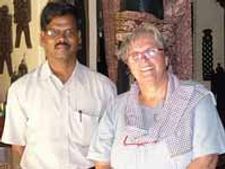 ஆய்வுக்களத்தில் பேராசிரியர் உல்ரிக் நிக்லாஸ்!
