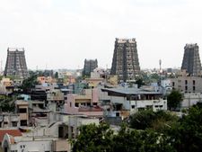 மதுரையிலும் பரவியது கலவரம்: தென் மாவட்டங்களில் போலீஸார் குவிப்பு